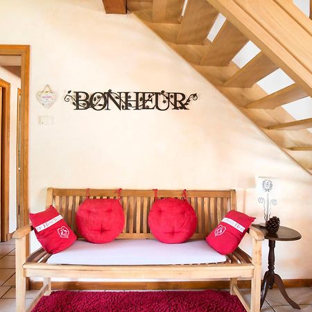 La Maison Du Bonheur Saint-Martin-en-Bresse Экстерьер фото